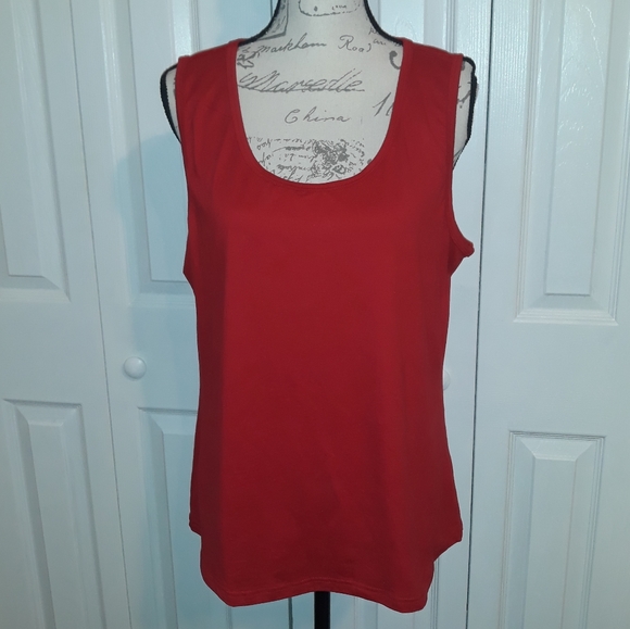 Red Sleeveless Top by Chances R - Picture 5 of 5